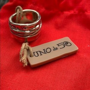 Uno de 50 - “Tribe” Women’s Silver Ring, Size 6